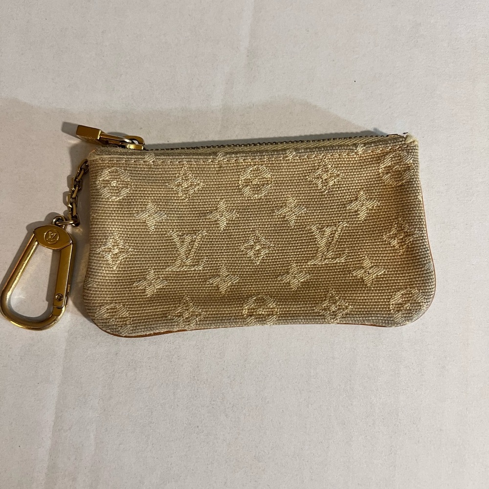 Authentic Louis Vuitton Mini Lin Key Pouch